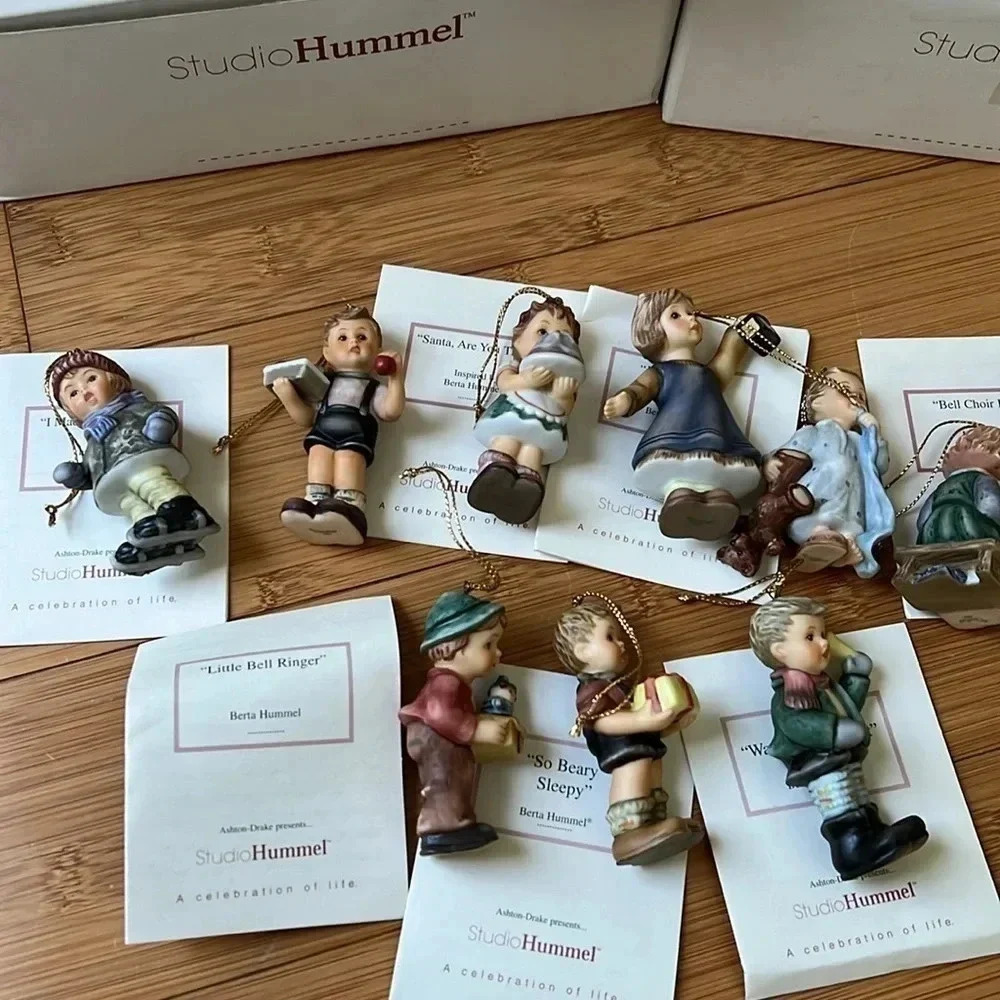 Set of 11 Hummel figurines,y boxes COA flawless 2001 2002 - Picture 5 of 7